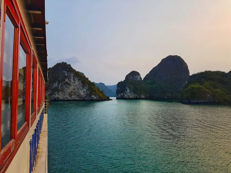 Halong Bay cruise