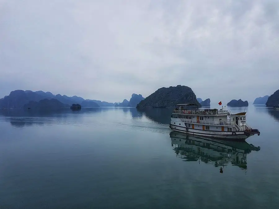 Halong Bay cruise weather