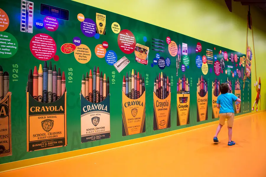 Visit Crayola Experience Orlando - entrance