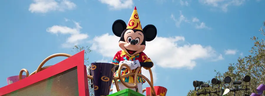 Disney VIP Tours - Mickey