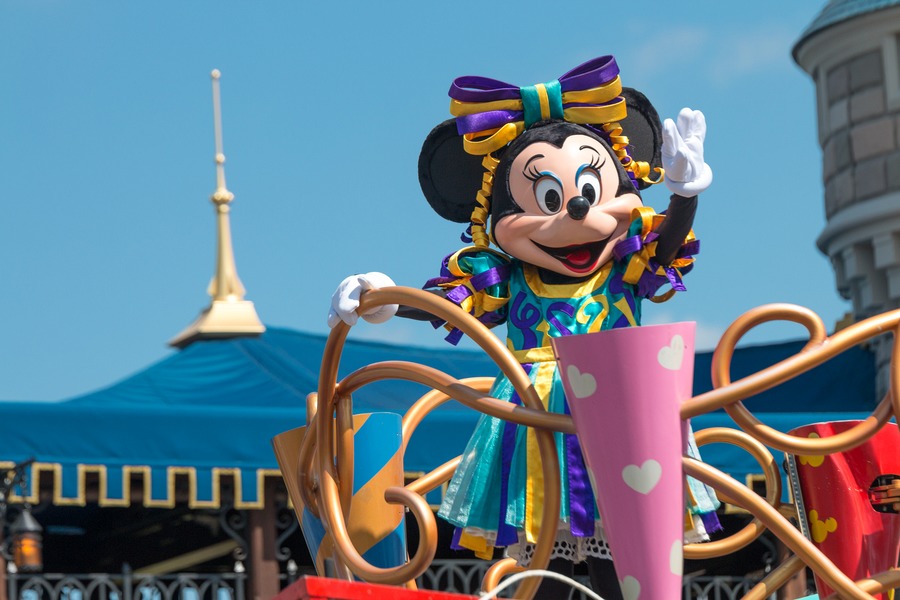 Disney VIP tours Minnie Mouse