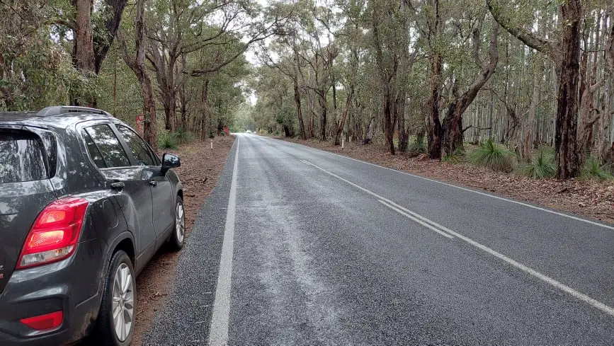 Best Things To Do In Margaret River car on caves road