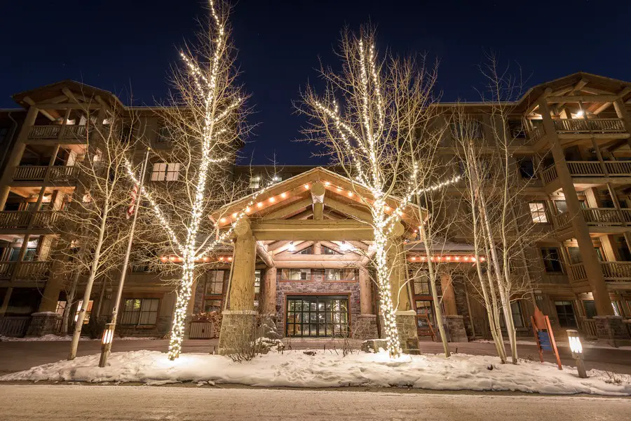 Jackson Hole Family Snow Vacation - hotel