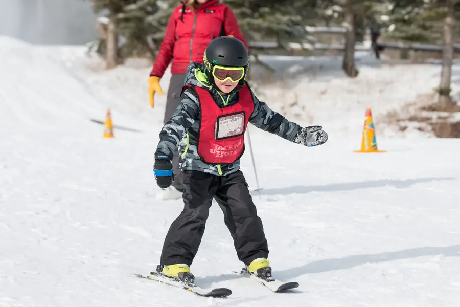 Jackson Hole Mountain Resort - boy ski