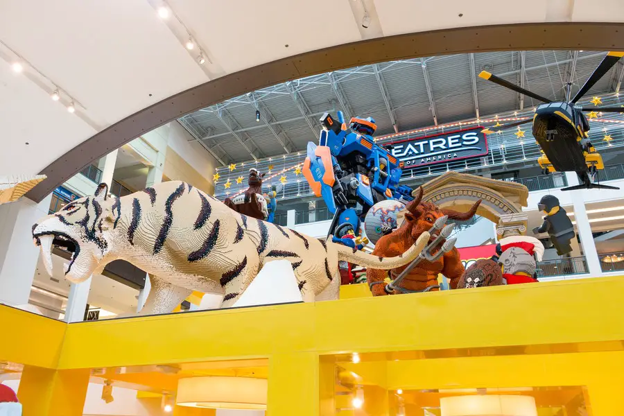 Things To Do In The Mall Of America With Kids - LEGO