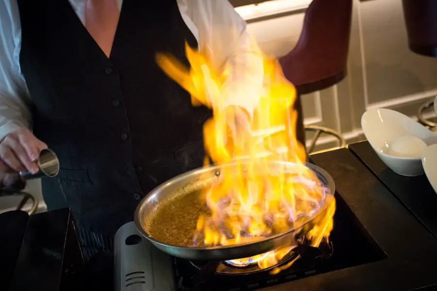 New Orleans with kids  - Bananas Foster