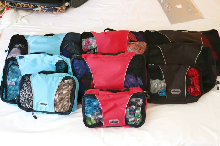 Tips to pack carry on - packing cubes