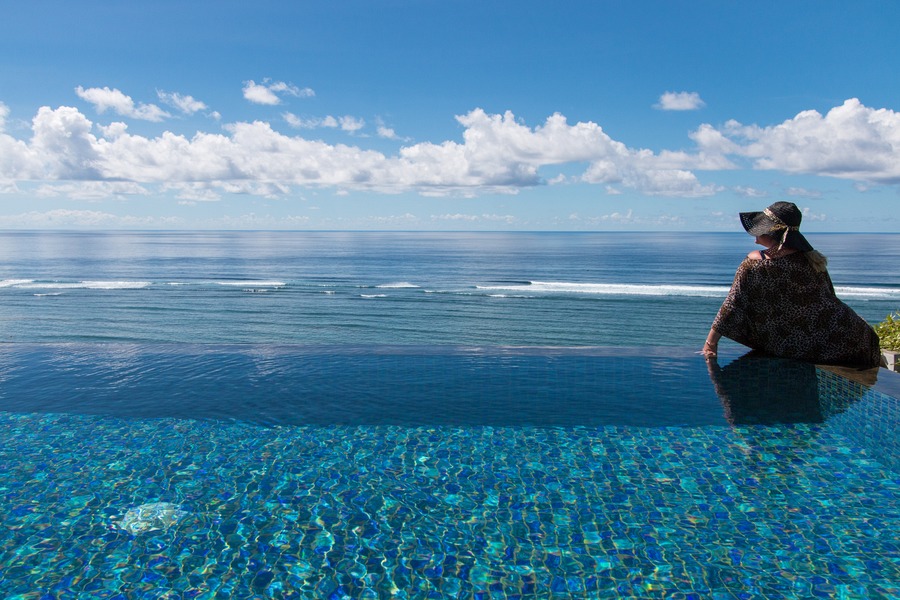 infinity pool - Best All Inclusive Resort Bali? My Family Stay at Samabe Bali Suites & Villas