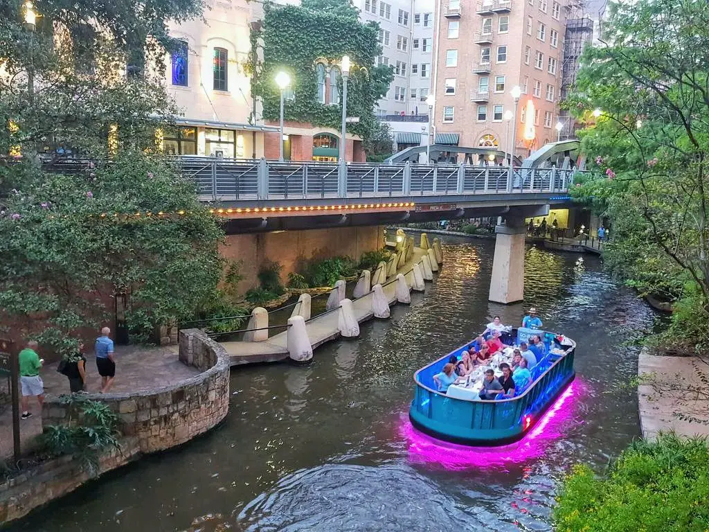 24 Hours In San Antonio: River Walk