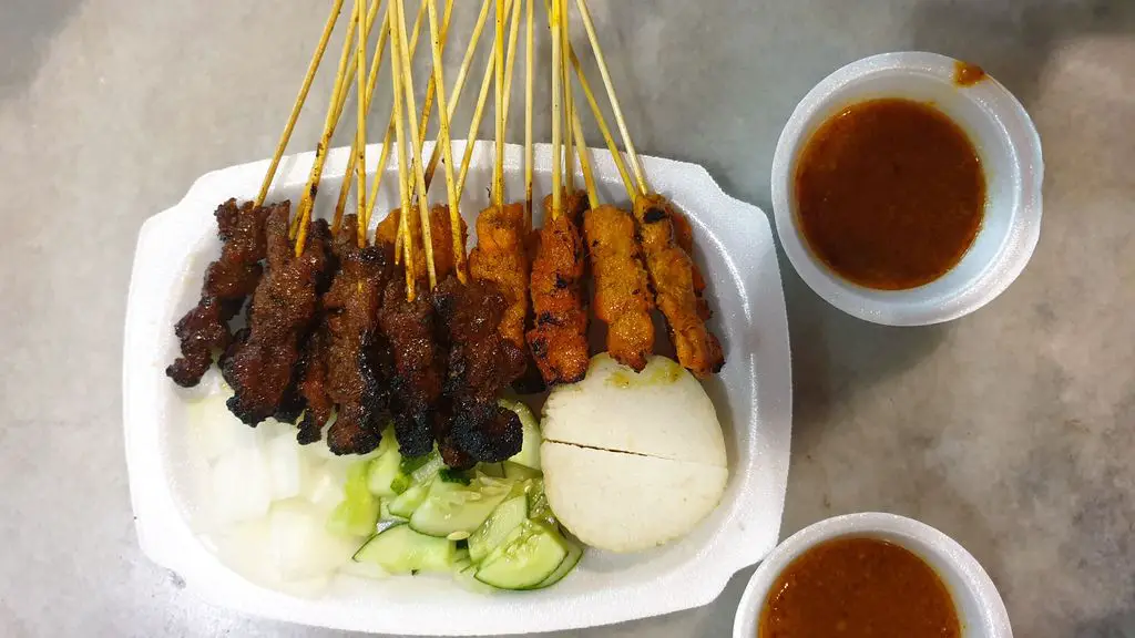 Quick Guide To Visiting Singapore - Satay 