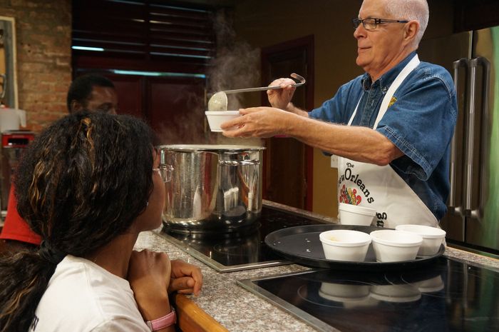 things to do in New Orleans with kids - cooking