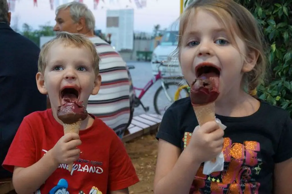 Kid's Vacation Food - ice cream