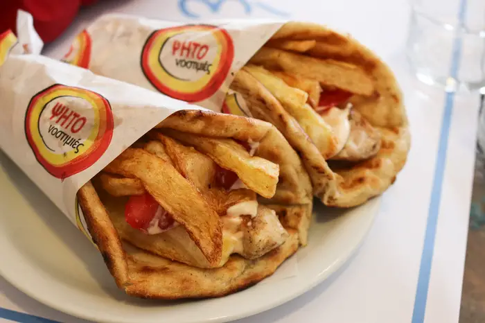 Food to eat in Greece - gyro