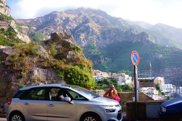 Pompeii with kids parking