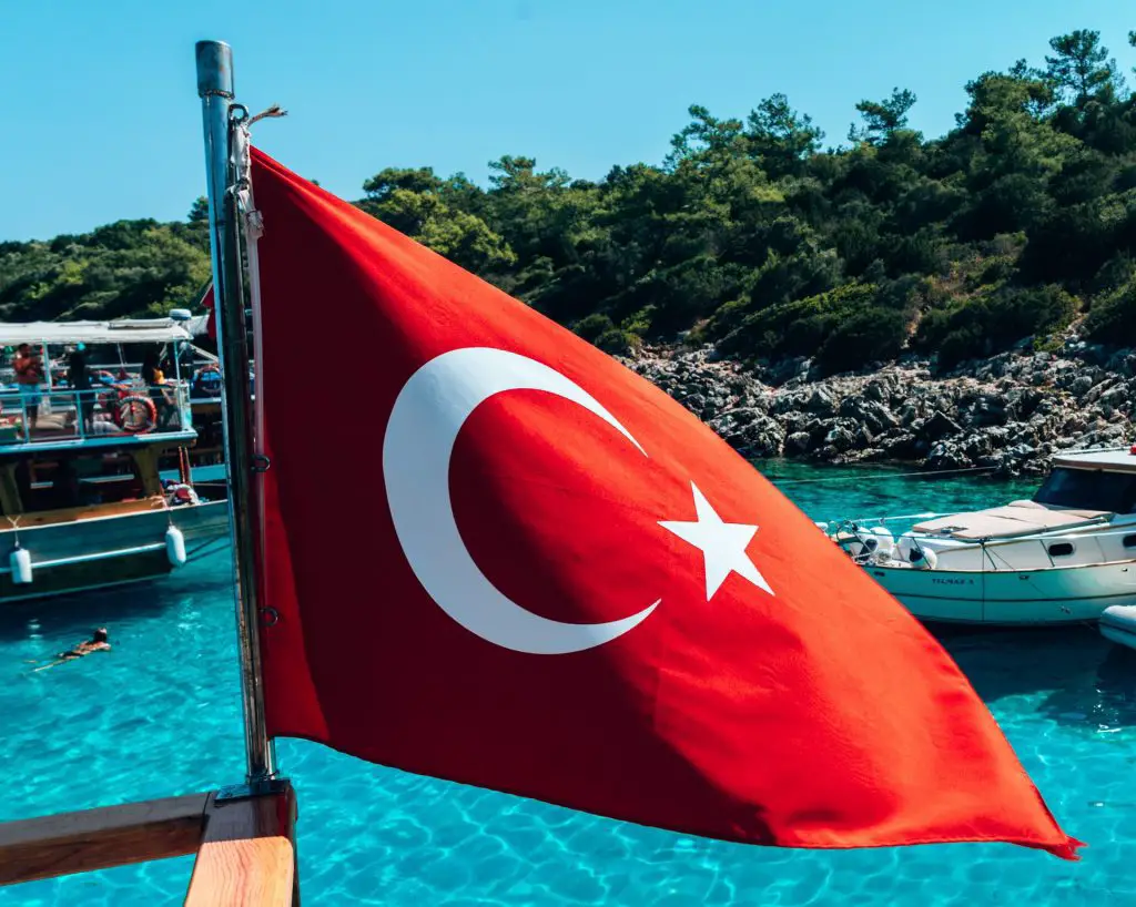 best places to visit in Turkey - Turkish flag