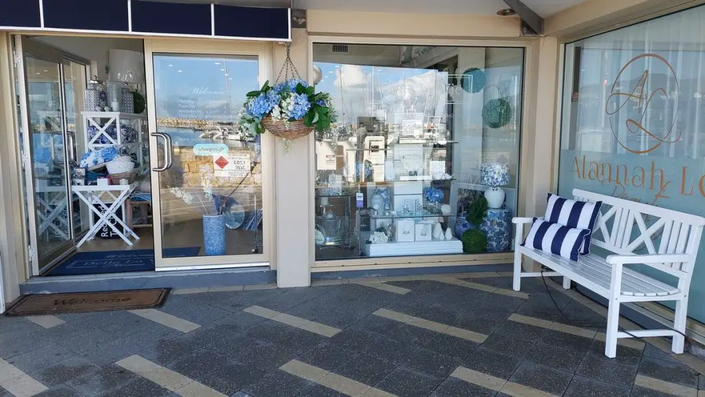 Mindarie Marina - Shops