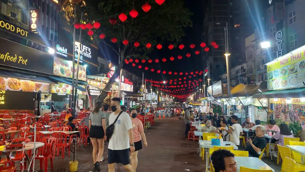 Best Kuala Lumpur Food Tour - Jalan Alor Street Food Market