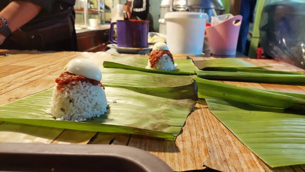 Best Kuala Lumpur Food Tour nasi lemak