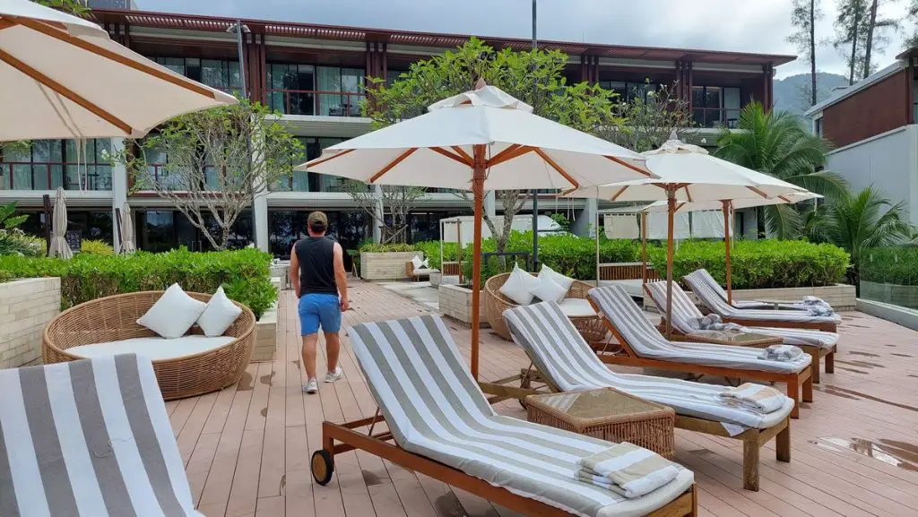 Intercontinental Phuket Resort loungers