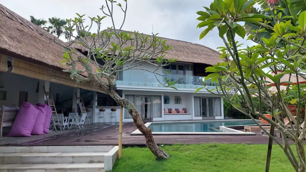 Bali Family Accommodation: Villa or Hotel?