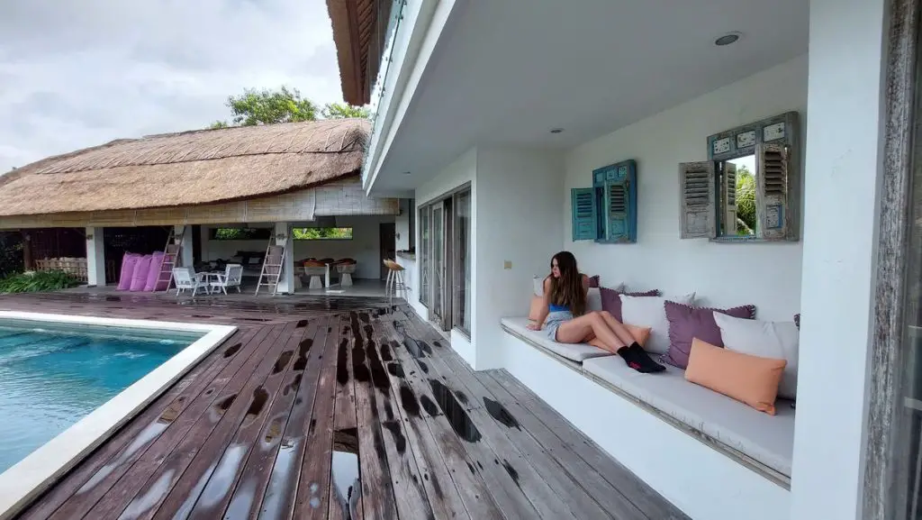Bali Family Accommodation: Villa pool
