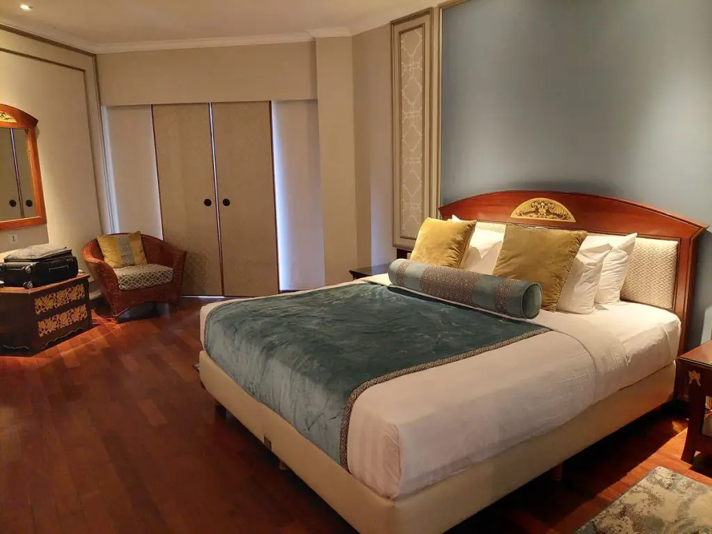 Nusa Dua Family Resort: Grand Mirage Resort room