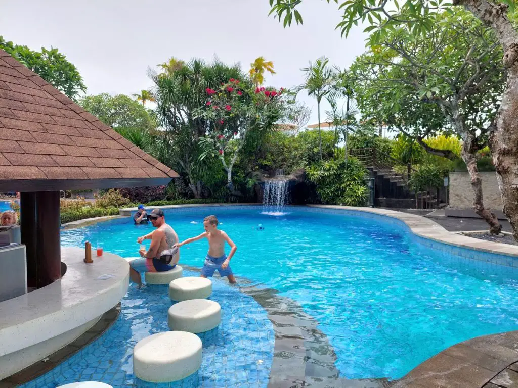 Nusa Dua Family Resort: Grand Mirage Resort pool