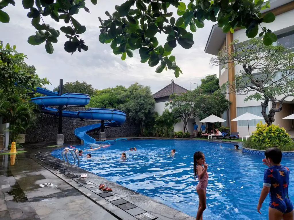 Nusa Dua Family Resort: waterslide