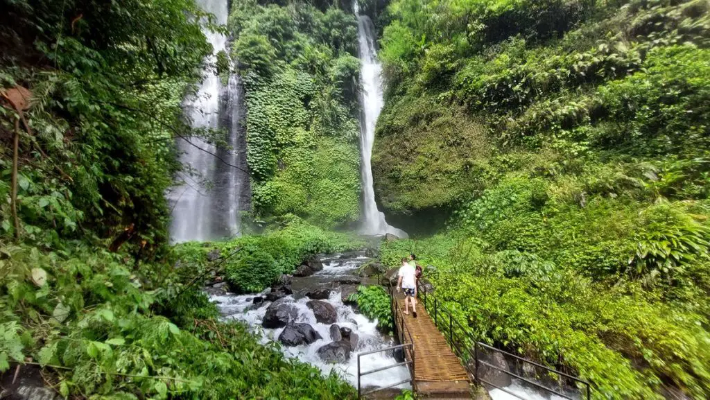 Lemukih Falls