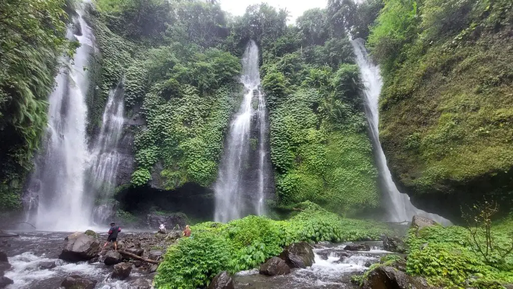 Lemukih Falls