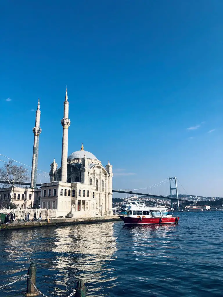 Best Places to Stay in Istanbul, Turkey: Bosphorous