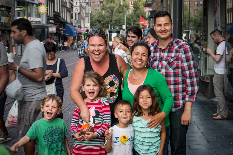 Amsterdam Travel Guide with kids - family fun