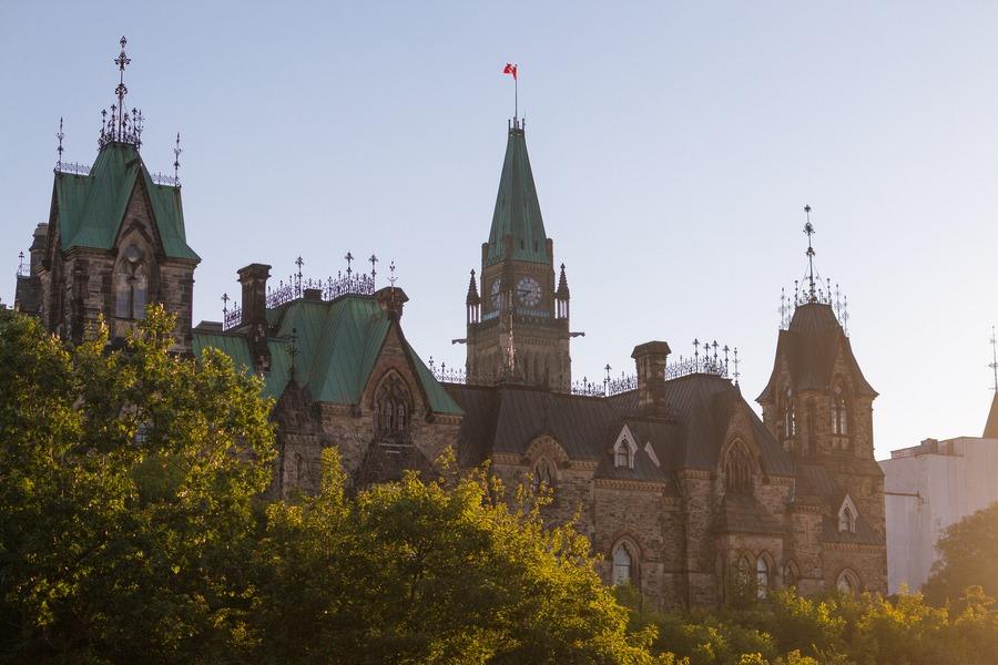 What It's Like to Stay at Fairmont Château Laurier | Ottawa Review