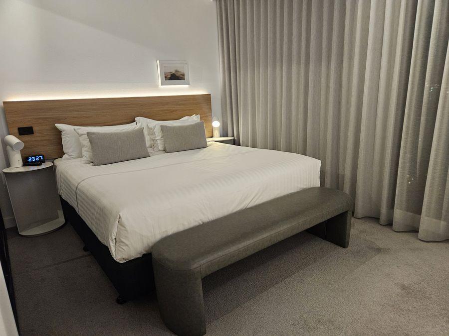 Nesuto Docklands Review: Bedroom