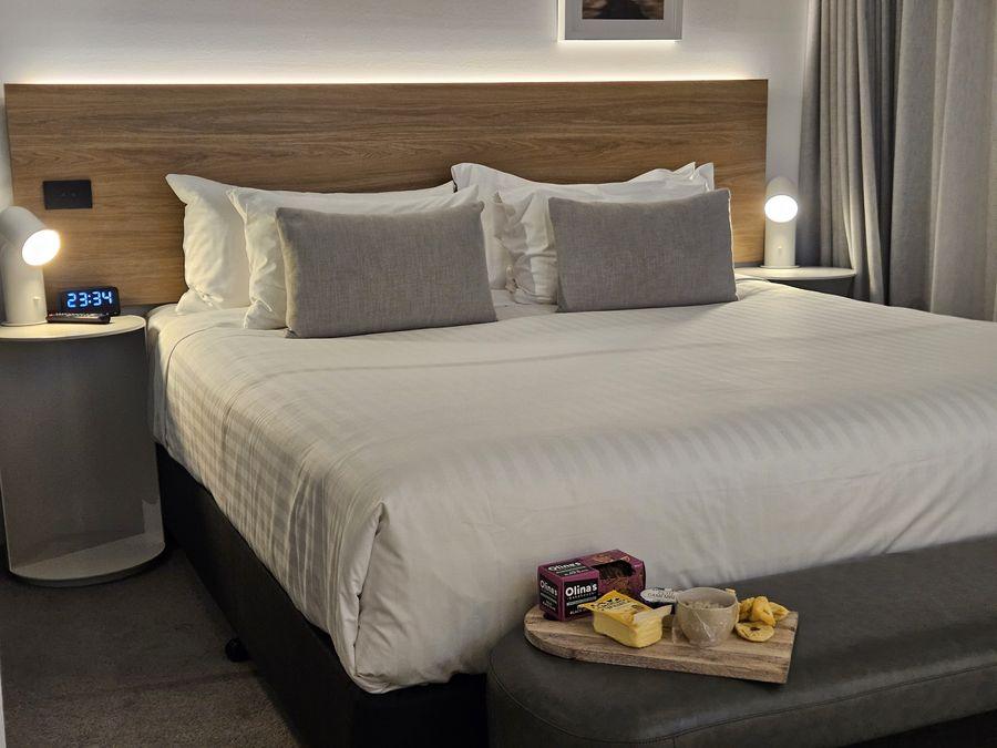 Nesuto Docklands Review: Comfortable bed