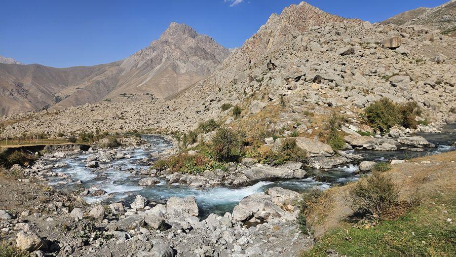 Tajikistan Day Trip from Samarkand: Lakes
