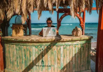 Financial Mistakes Digital Nomads Should Avoid Like The Plague